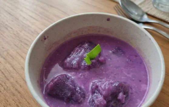 Kolak Ubi Ungu, Sajian Tradisional dengan Warna Cantik dan Rasa Legit
