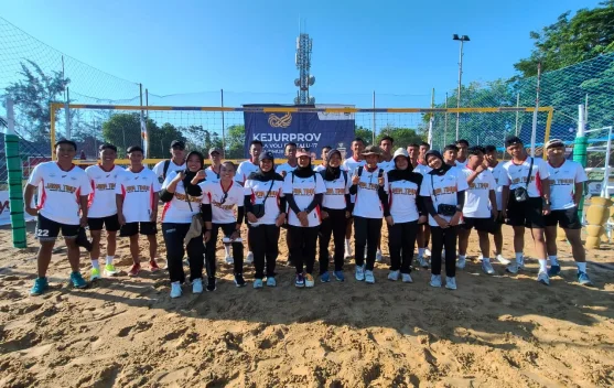 Mahasiswa Penjaskesrek UPI Sumenep Jadi Petugas Kejurprov Voli Pantai