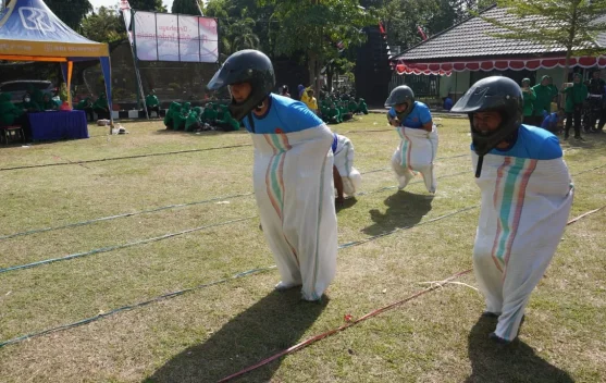 Semarak HUT ke-81 RI, Prajurit dan Persit Kodim Sumenep Adu Kekompakan