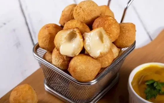 Bola Ayam Keju, Camilan Gurih yang Praktis untuk Sajian Keluarga