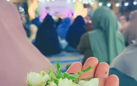 Teknologi Memperluas Ruang Berbagi dalam Peringatan Maulid