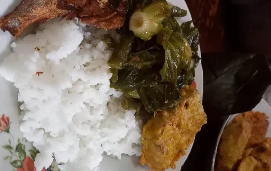 Nikmatnya Ikan Laut, Oseng, dan Tempe sebagai Menu Sederhana
