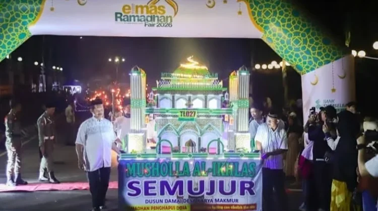 Syiar dan Kreativitas Warnai Pawai Tanglong Ramadan 2026