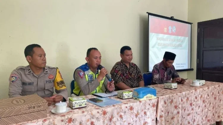 Satlantas Bangka Edukasi Pelajar Soal Knalpot Brong