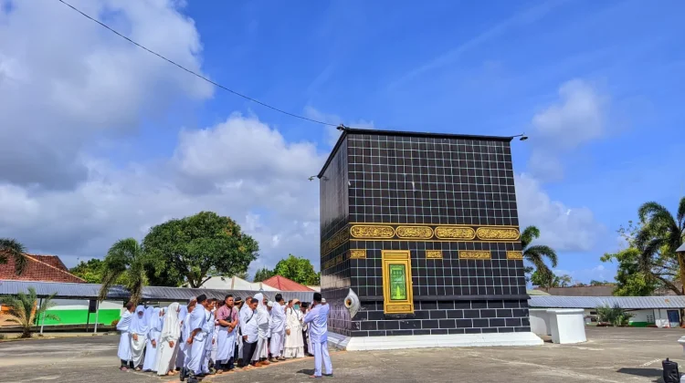 269 Calon Haji Bangka Praktek Rangkaian Ibadah Haji