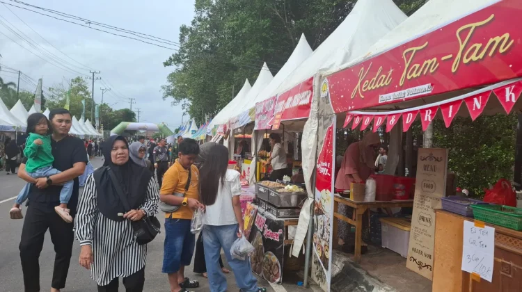 Cerita Warga Sungailiat saat Ngabuburit