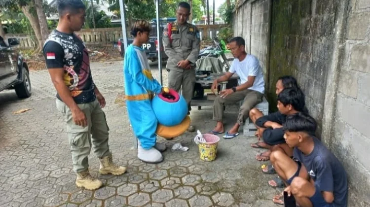Penertiban Pengamen Berpenghasilan Rp430 ribu Bangka