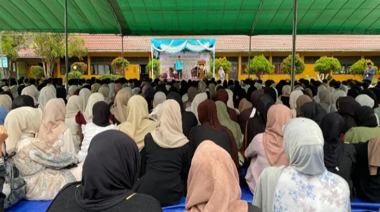 BKPRMI Bangka Tausyiah Ramadan di SMAN 1 Belinyu