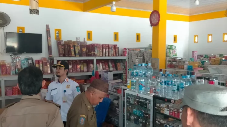 Satpol PP Bangka Awasi Peredaran Rokok Ilegal