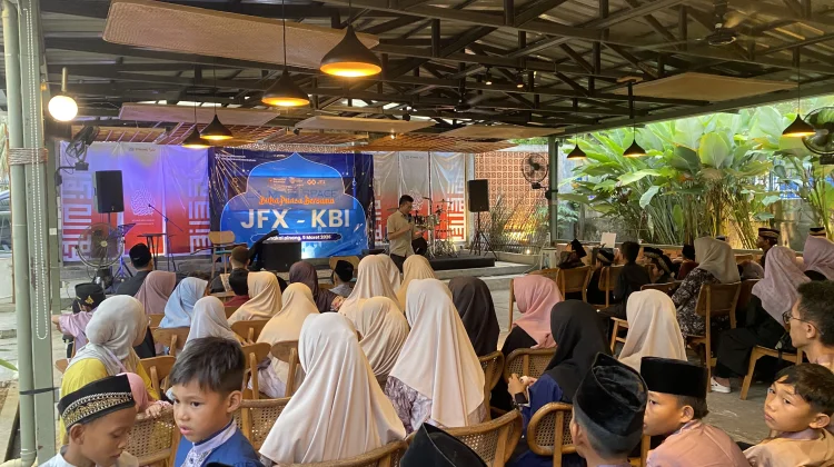 JFX-KBI Bukber dengan Pelaku Pasar Fisik Timah dan Panti Asuhan