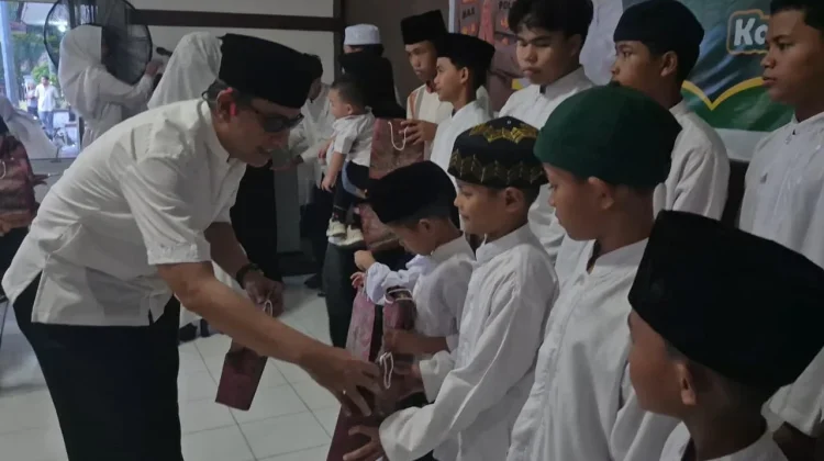 Polresta Pangkalpinang Buka Puasa Bersama Anggota dan Salurkan Santunan