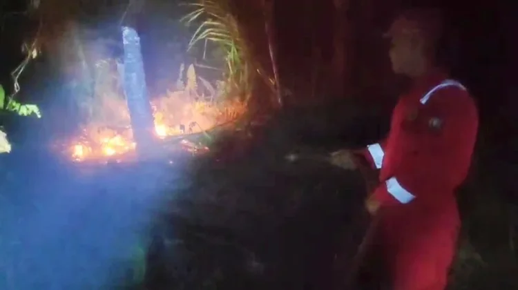 Damkar Belitung Bergerak Cepat Padamkan Lahan Terbakar di Desa Keciput