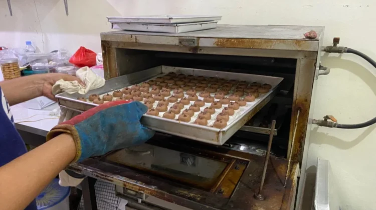 Ramadan ke-20 Janna Cookies Selesaikan Pesanan Kue Kering