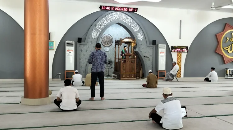 Zakat Sedekah Bantu Sesama dan Bersihkan Jiwa, Tausiah Masjid Agung Sungailiat