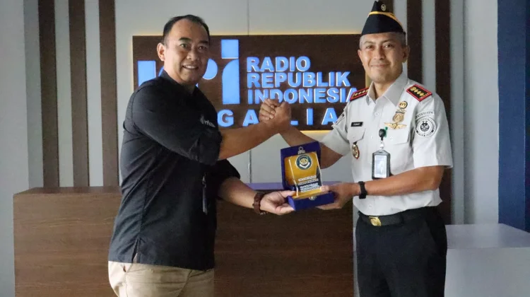 Imigrasi Pangkalpinang dan RRI Sungailiat Perkuat Sinergi Informasi