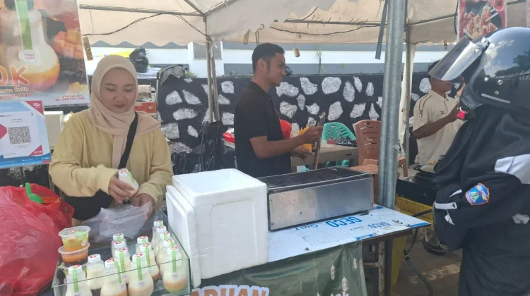 Pudot, Minuman Puding Sedot yang Cocok untuk Berbuka