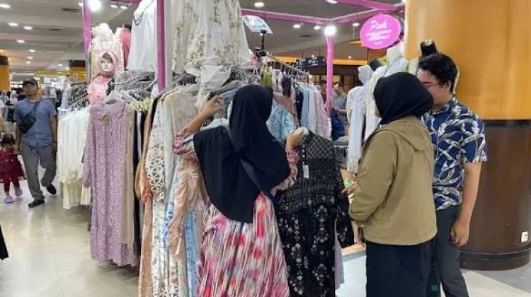 Ramadan, Perang Melawan Sikap Konsumtif