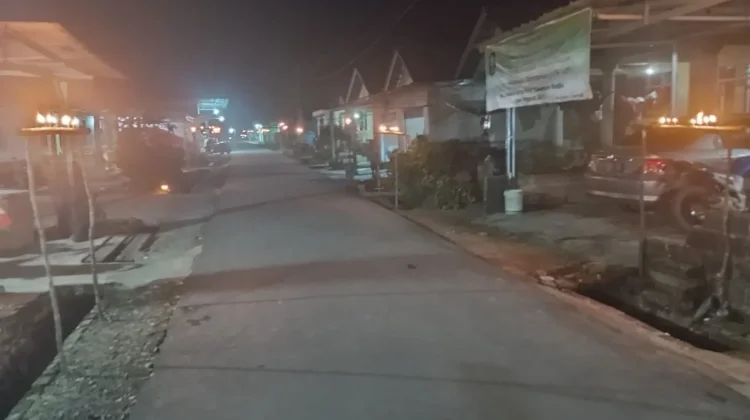 Tradisi Api Likur Tetap Dijaga Masyarakat Desa Zed