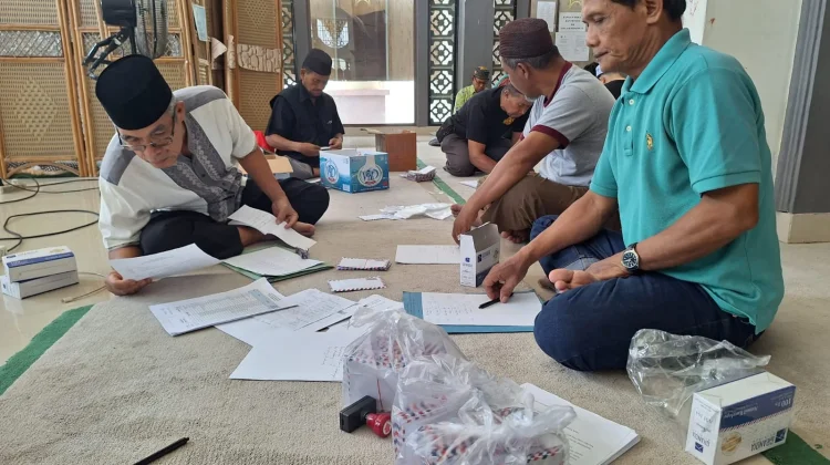 Penerimaan Zakat Fitrah Masjid Agung Sungailiat Menurun