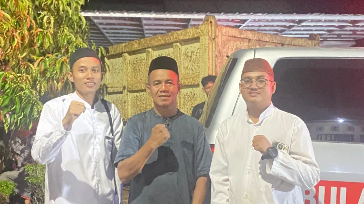 Pawai Obor Desa Zed Meriah Disambut Antusias Warga