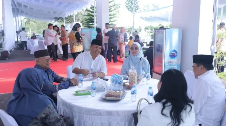 Gubernur Kepulauan Bangka Belitung Hidayat Arsani Open House di Rumah Dinas