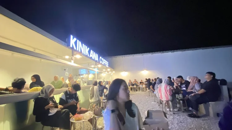 Tren Nongkrong di Coffee Shop Jadi Ajang Silaturahmi Gen Z