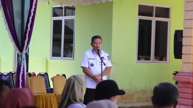 Bupati Bangka Terima Bantuan Ambulans PT CMI, untuk Desa Mapur
