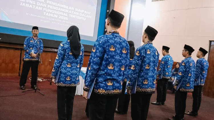 13 PNS RRI Sungailiat Dilantik