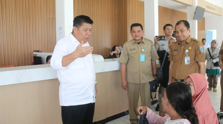 Pelayanan Prima, Gubernur Tinjau Langsung Samsat Belitung