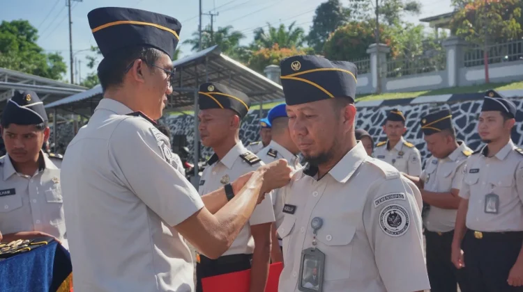 20 Pegawai Lapas Tanjungpandan Dikukuhkan Naik Pangkat