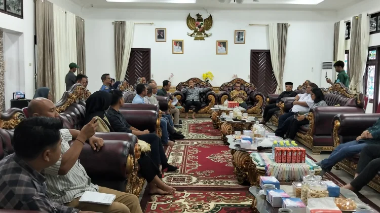Pemkab Bangka Desak Perusahaan Tingkatkan Harga Sawit Petani
