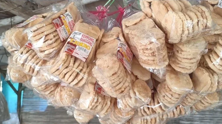 'Kemplang Tjokro' Eksis di tengah Persaingan Dagang Ragam Kuliner di Bangka