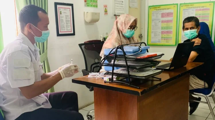 22 CJH Beltim Jalani Vaksinasi jelang Keberangkatan Haji