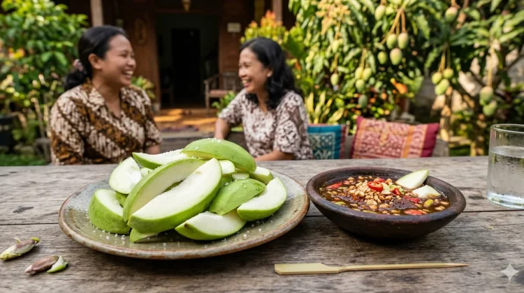 Rujak Mangga Muda Segar namun Perlu Bijak Dikonsumsi