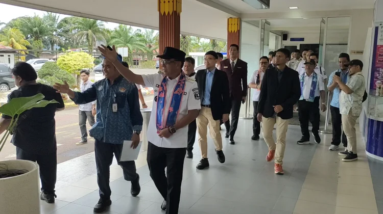 Bupati Tinjau Kesiapan Bandara Sambut Penerbangan Perdana Maskapai Scoot