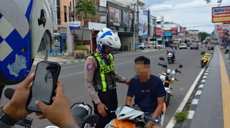 Satlantas Polres Belitung Intensifkan Penindakan dengan ETLE Handheld