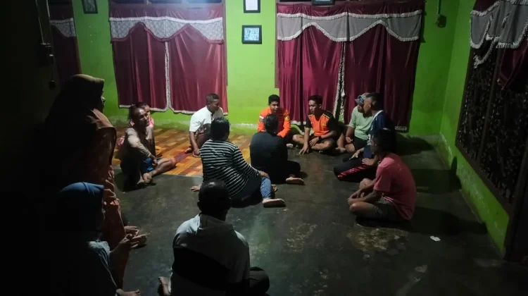 Nelayan Desa Delas Hilang di Sungai Nyirih