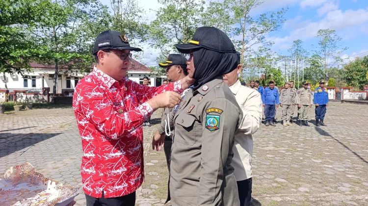 Sebanyak 15 Petugas Tindak Internal Satpol PP Belitung Timur Resmi Dikukuhkan