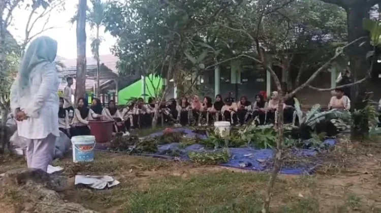 Jalin Kemitraan Stakeholder, SMA Negeri 1 Merawang Perkuat Sekolah Hijau