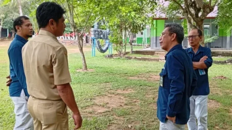 Hari Bumi: RRI Outdoor "Sekolah Hijau, Jaga Bumi dan Konservasi Alam" di SMAN 1 Merawang