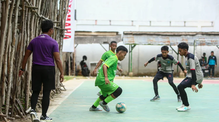 Tim “Horas” MTs PBu Bersinar, Raih Prestasi Futsal Al-Mansyur Cup