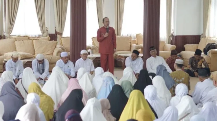 Bupati Algafry Lepas 153 Calon Jemaah Haji Bangka Tengah