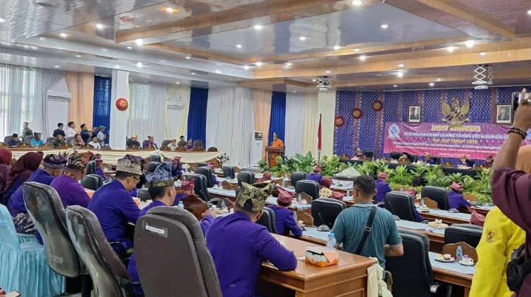 Hari Jadi Sungailiat Hadapi Krisis Ekonomi Perang Timur Tengah