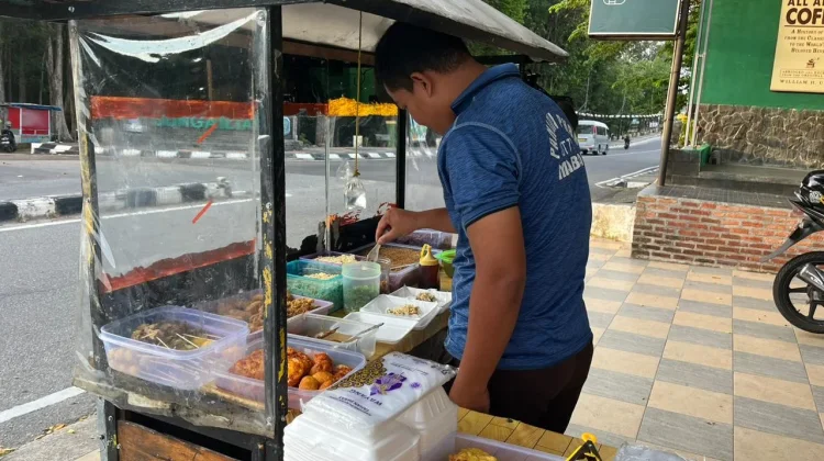 Bubur Bandung di Sungailiat Tembus 200 Porsi per Hari