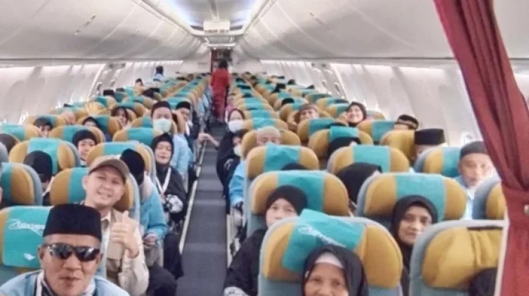 Sebanyak 247 CJH Bangka Terbang menuju Madinah