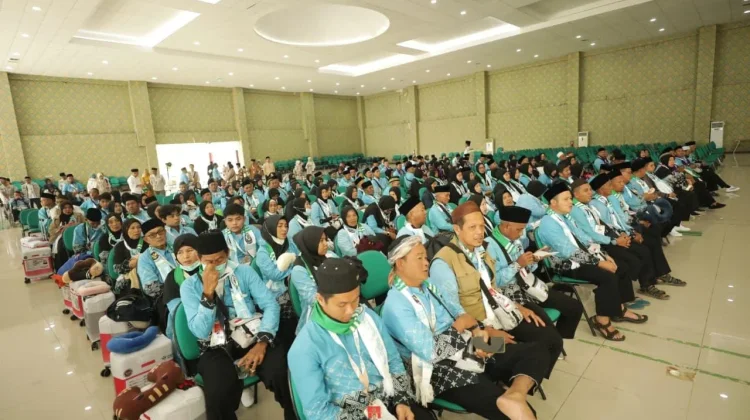 Kloter 9 CJH Bangka Belitung Diberangkatkan