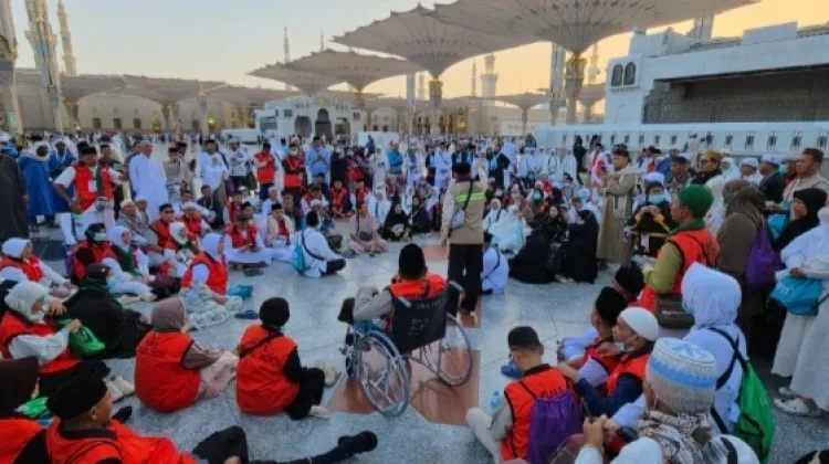 Jemaah Haji Babel Ikuti Ziarah Raudhah