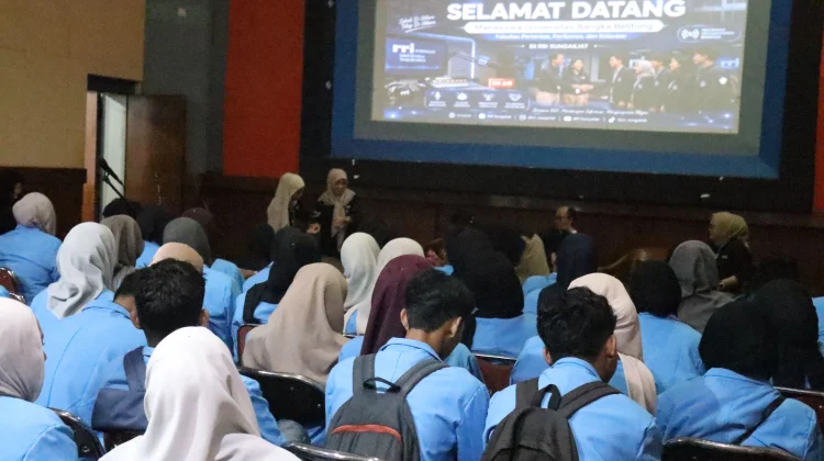 Mahasiswa UBB Pelajari Kehumasan dan Penyiaran di RRI