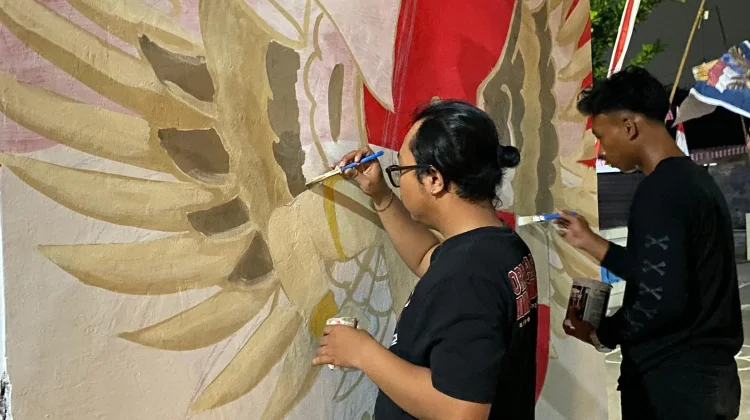 Mural Mini Persahabatan, Cara Mahasiswa UBB Kenalkan Nilai Pancasila Anak SD