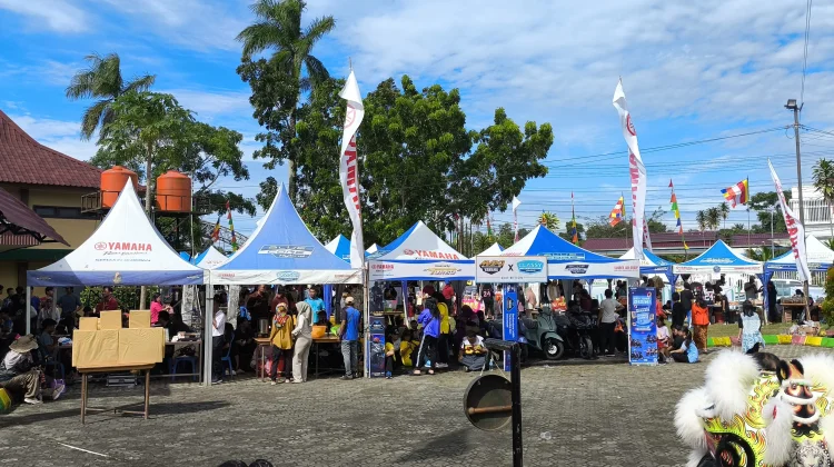 Festival Waisak Bangka Menarik Perhatian Ratusan Masyarakat